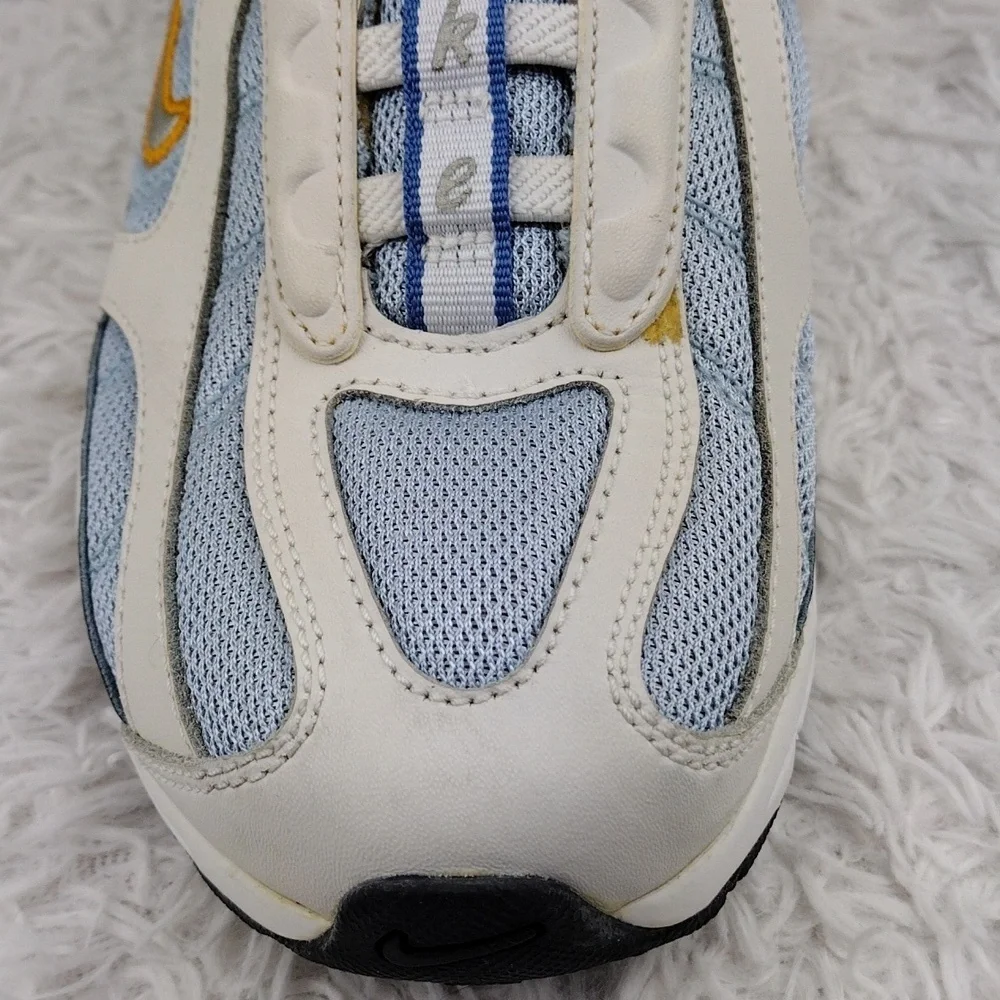 Nike XCelleration Blue Mesh White Detail Elastic Lace Step In Running Sneaker